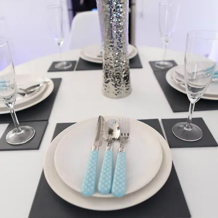 Live In Grange 公寓 *