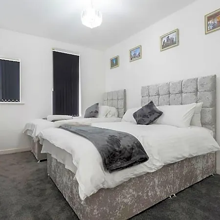 Live In Grange Apartment Leeds (West Yorkshire)