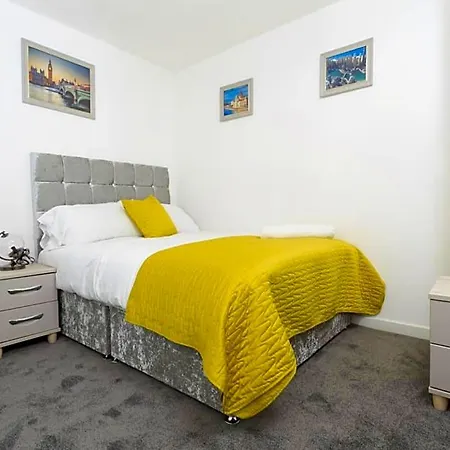 Live In Grange Apartment