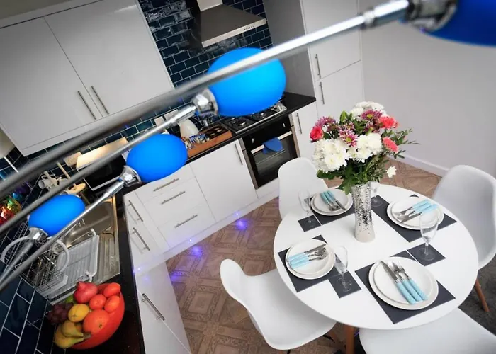 Apartment Live In Grange Leeds (West Yorkshire)