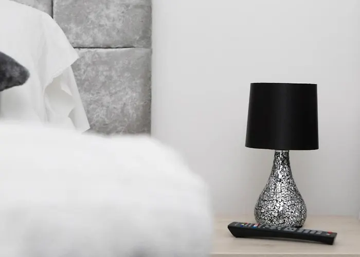 Live In Grange Apartment Leeds (West Yorkshire)